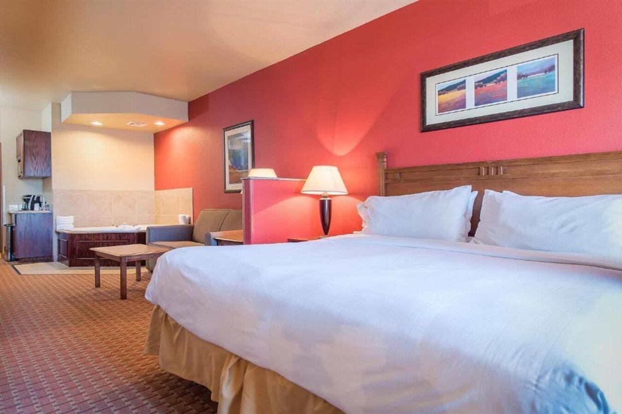 Baymont Inn & Suites By Wyndham Sturgis Extérieur photo