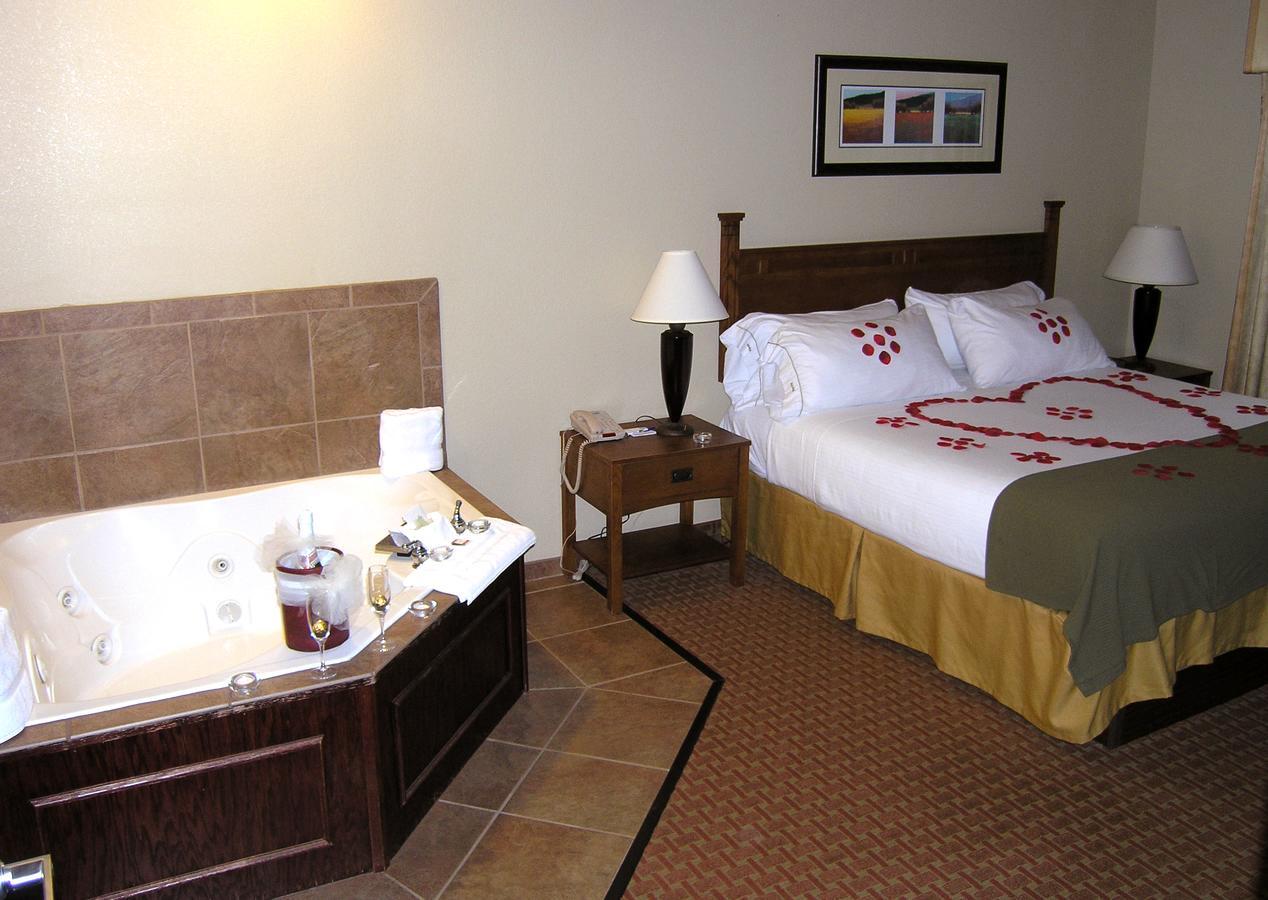 Baymont Inn & Suites By Wyndham Sturgis Extérieur photo