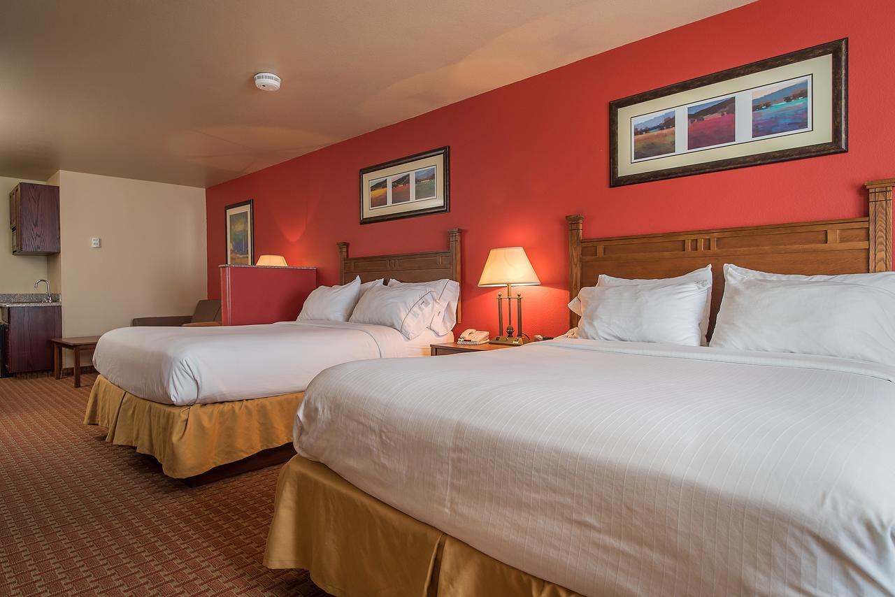 Baymont Inn & Suites By Wyndham Sturgis Extérieur photo