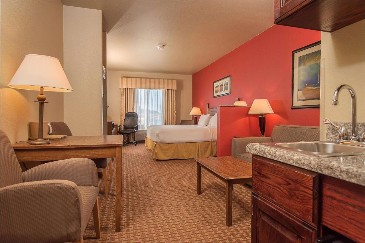 Baymont Inn & Suites By Wyndham Sturgis Extérieur photo