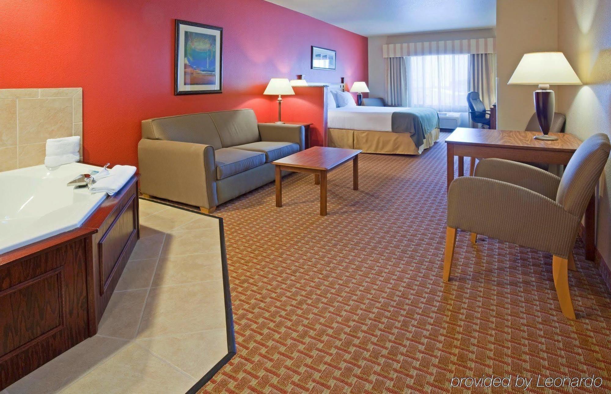 Baymont Inn & Suites By Wyndham Sturgis Extérieur photo